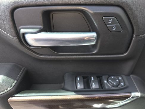 Used 2019 Chevrolet Silverado 1500 LT w/ All-Star Edition AWD/4WD image 33