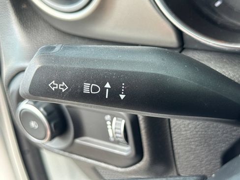 Used 2023 Jeep Wrangler Unlimited Sport AWD/4WD image 33