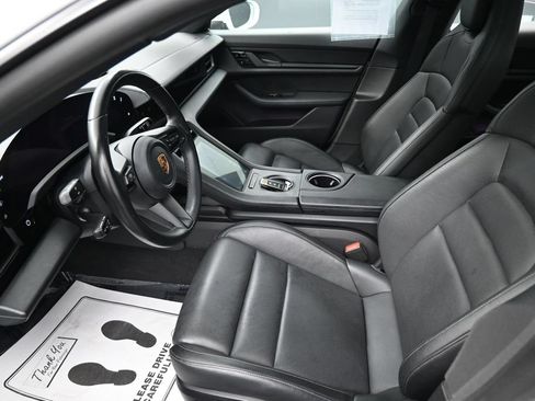 Used 2021 Porsche Taycan RWD image 21