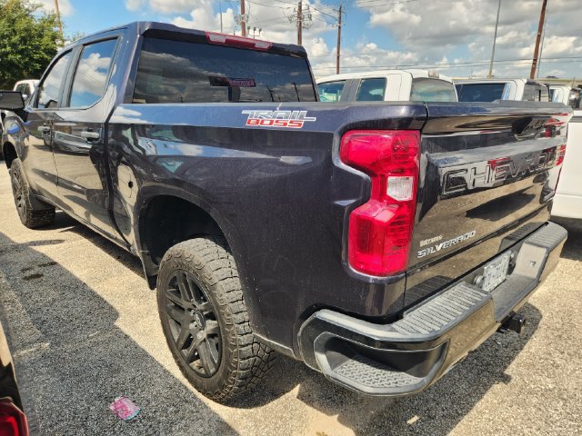 Used 2023 Chevrolet Silverado 1500 Custom Trail Boss AWD/4WD image 3