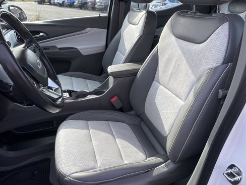 Used 2023 Chevrolet Bolt EUV Premier w/ Sun & Sound Package image 14