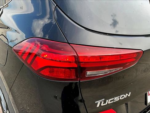 Used 2019 Hyundai Tucson Limited w/ Cargo Package FWD image 25