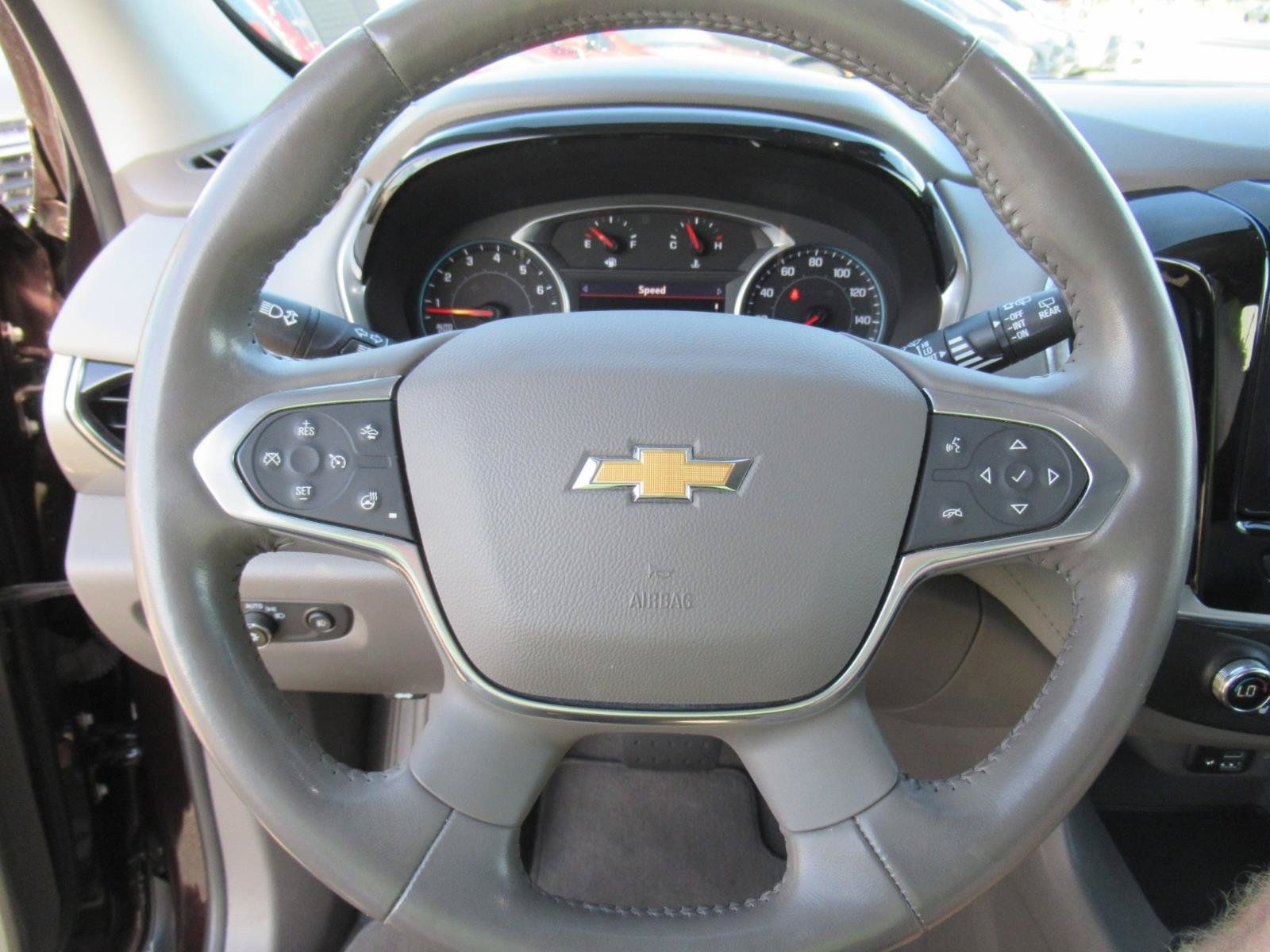 Used 2021 Chevrolet Traverse LT w/ LT Premium Package AWD/4WD image 22