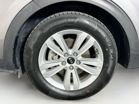 Used 2017 Kia Sportage LX FWD image 11