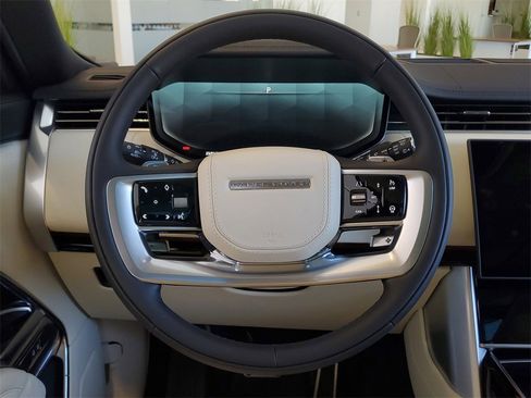 New 2026 Land Rover Range Rover SE image 24