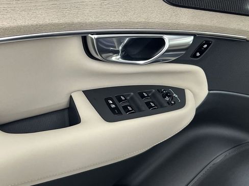 New 2026 Volvo XC90 T8 Ultra w/ Protection Package image 13