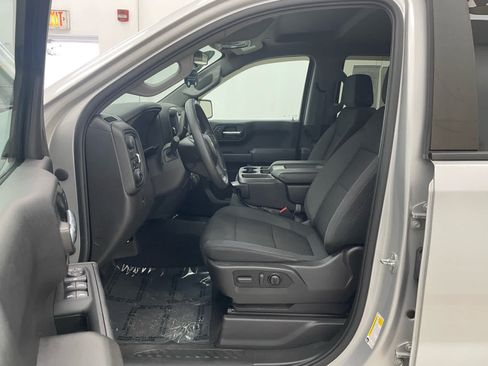 Used 2022 Chevrolet Silverado 1500 Custom AWD/4WD image 7