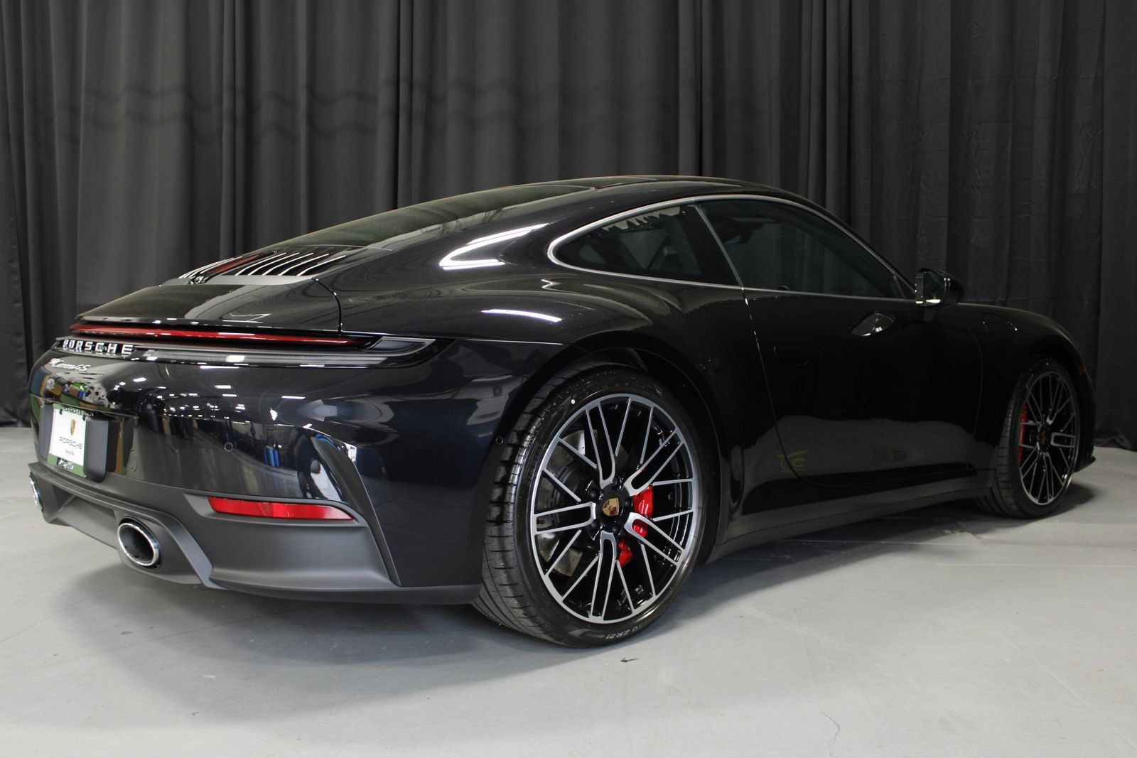 Used 2026 Porsche 911 Carrera 4S AWD/4WD image 3