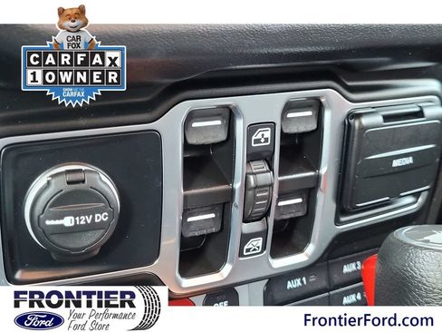 Used 2024 Jeep Wrangler Unlimited Rubicon AWD/4WD image 13