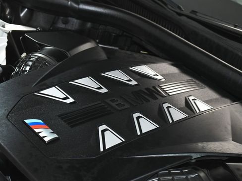 Used 2024 BMW X6 M60i image 73