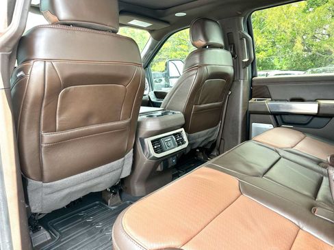 Used 2024 Ford F250 King Ranch w/ FX4 Off-Road Package AWD/4WD image 24