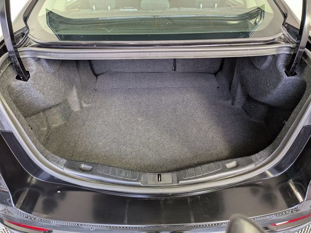 Used 2019 Ford Fusion SE FWD image 8