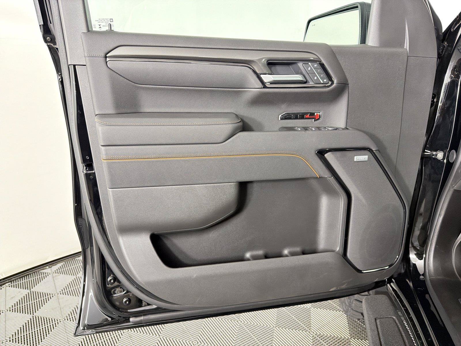 New 2026 GMC Sierra 1500 AT4 w/ AT4 Premium Package AWD/4WD image 8