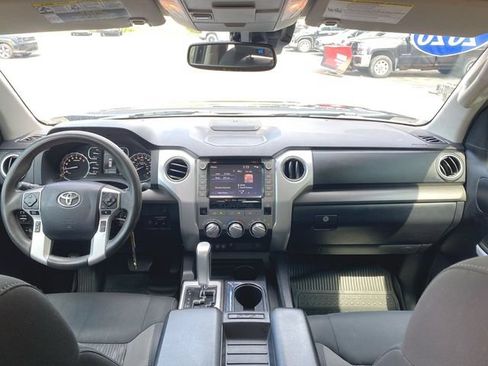 Used 2020 Toyota Tundra SR5 w/ SR5 Upgrade Package RWD image 17