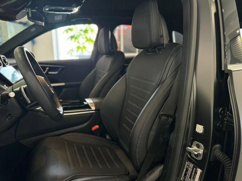Used 2024 Mercedes-Benz GLC 300 4MATIC image 14