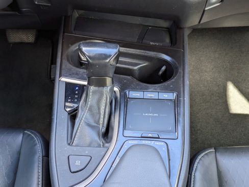 Used 2020 Lexus UX 200 w/ Accessory Package 2 image 20