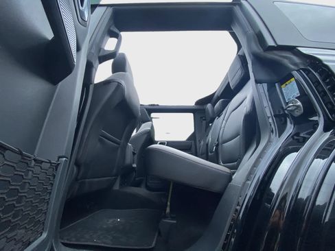 Used 2025 Ford Bronco Outer Banks AWD/4WD image 21