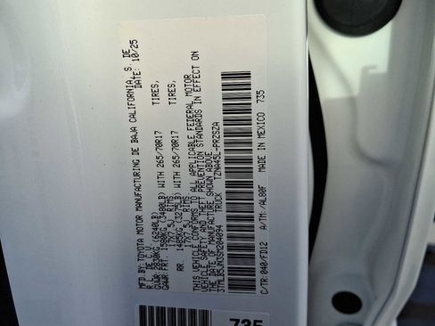 New 2025 Toyota Tacoma TRD Off-Road image 18