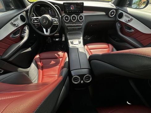 Certified 2022 Mercedes-Benz GLC 300 image 27
