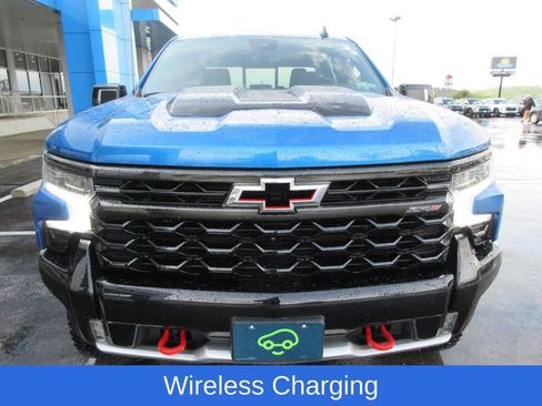 Certified 2022 Chevrolet Silverado 1500 ZR2 w/ Technology Package image 8