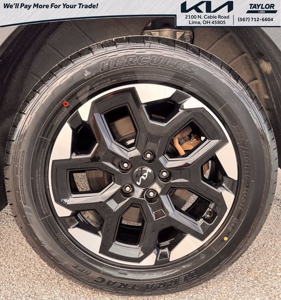 Used 2024 Kia Sorento S AWD/4WD image 12