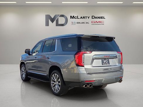 Used 2021 GMC Yukon Denali image 4