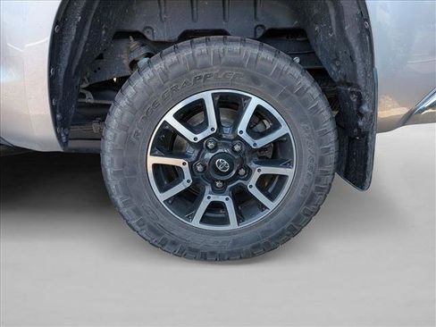Used 2019 Toyota Tundra Limited AWD/4WD image 20