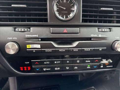 Used 2022 Lexus RX 350 AWD image 16