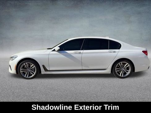 Used 2016 BMW 750i xDrive AWD/4WD image 14
