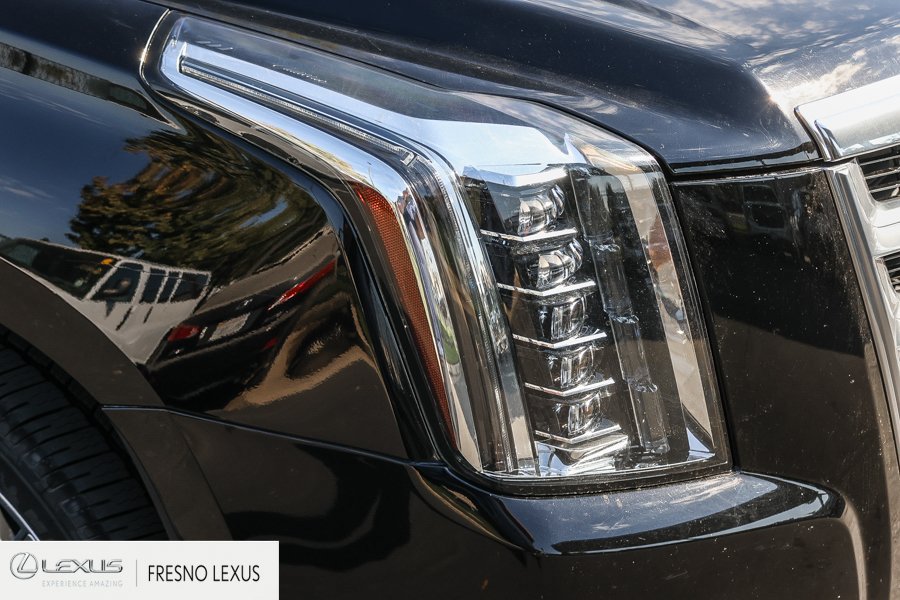 Used 2016 Cadillac Escalade Luxury RWD image 10