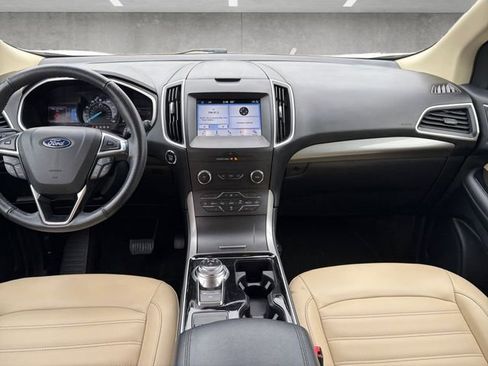 Used 2019 Ford Edge SEL w/ Equipment Group 201A image 3