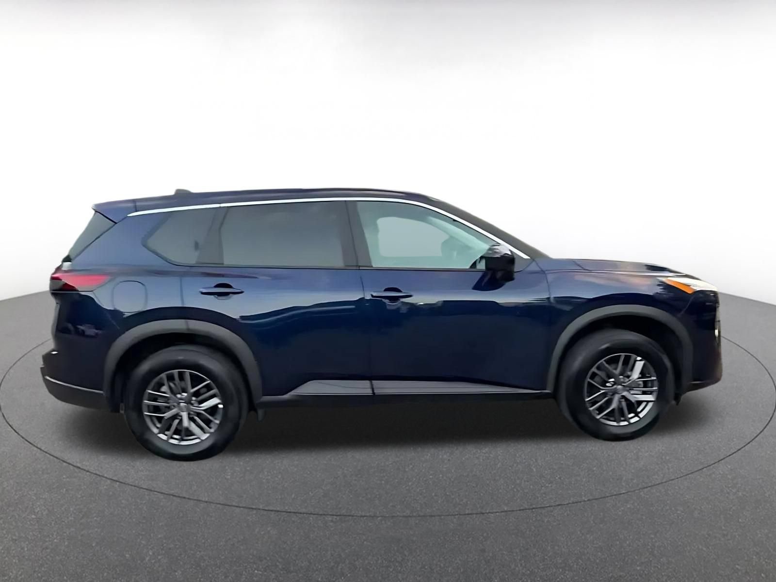 Used 2026 Nissan Rogue SV AWD/4WD image 15