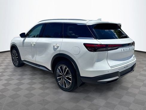Certified 2026 INFINITI QX60 Luxe w/ Cargo Package FWD image 8