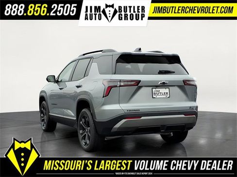 New 2026 Chevrolet Equinox LT image 2