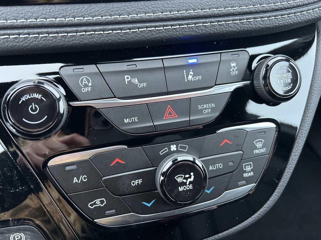 New 2026 Chrysler Pacifica Select w/ S Appearance Package AWD/4WD image 19