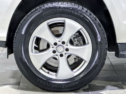 Used 2017 Mercedes-Benz GLS 450 4MATIC w/ Premium Package image 11