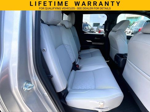 Used 2025 Toyota Tacoma Limited AWD/4WD image 23