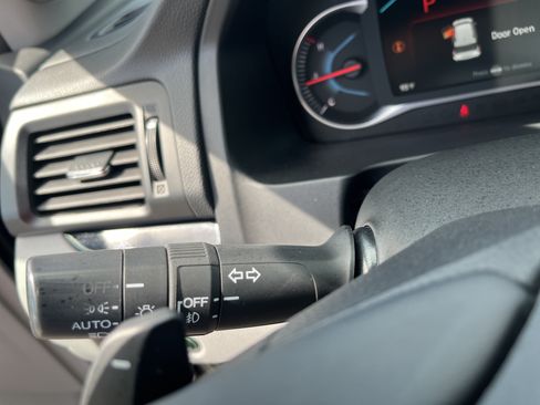 Used 2019 Honda Pilot Touring image 27