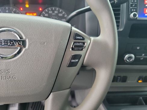 Used 2020 Nissan NV 2500 SV image 17