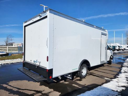 New 2026 Chevrolet Express 4500 w/ Power Convenience Package RWD image 8