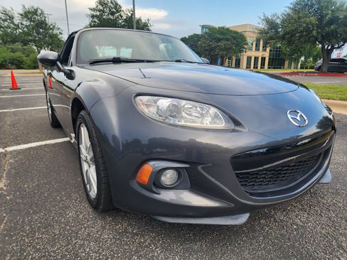 Used 2014 MAZDA MX-5 Miata Sport RWD image 1