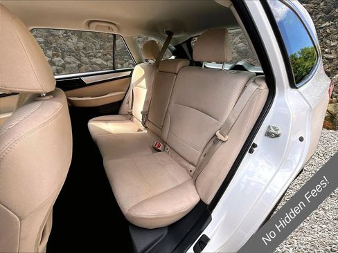 Used 2017 Subaru Outback 2.5i AWD/4WD image 21