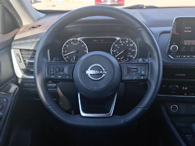 Certified 2023 Nissan Rogue SV w/ SV Premium B Package FWD image 15
