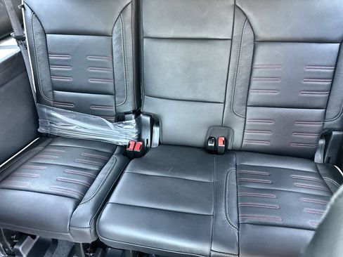 New 2026 GMC Yukon XL AT4 Ultimate w/ LPO, Floor Liner Package AWD/4WD image 18