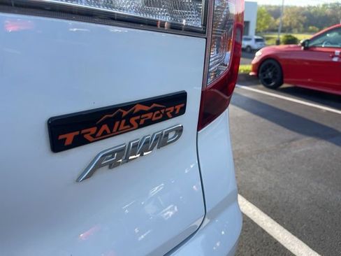 Used 2022 Honda Pilot TrailSport image 14