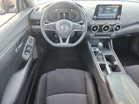 Used 2023 Nissan Sentra SV FWD image 11