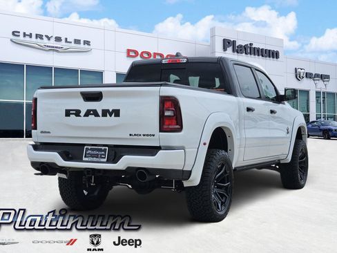 New 2026 RAM 1500 Big Horn AWD/4WD image 5