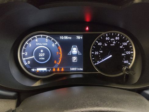 Used 2025 Nissan Versa SV FWD image 23