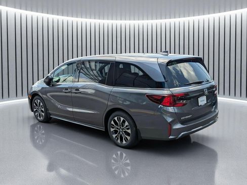 New 2026 Honda Odyssey Elite image 8