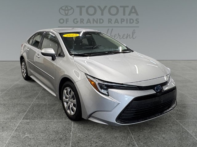 Certified 2023 Toyota Corolla LE FWD image 1